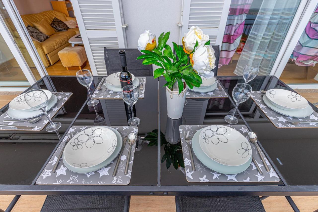 Apartmani Jasminka Dramalj Exterior foto