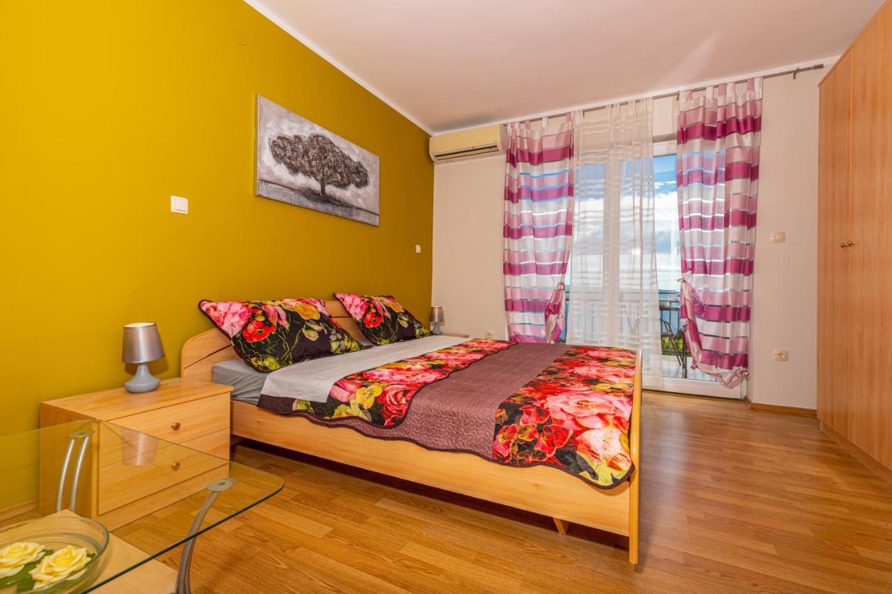 Apartmani Jasminka Dramalj Exterior foto
