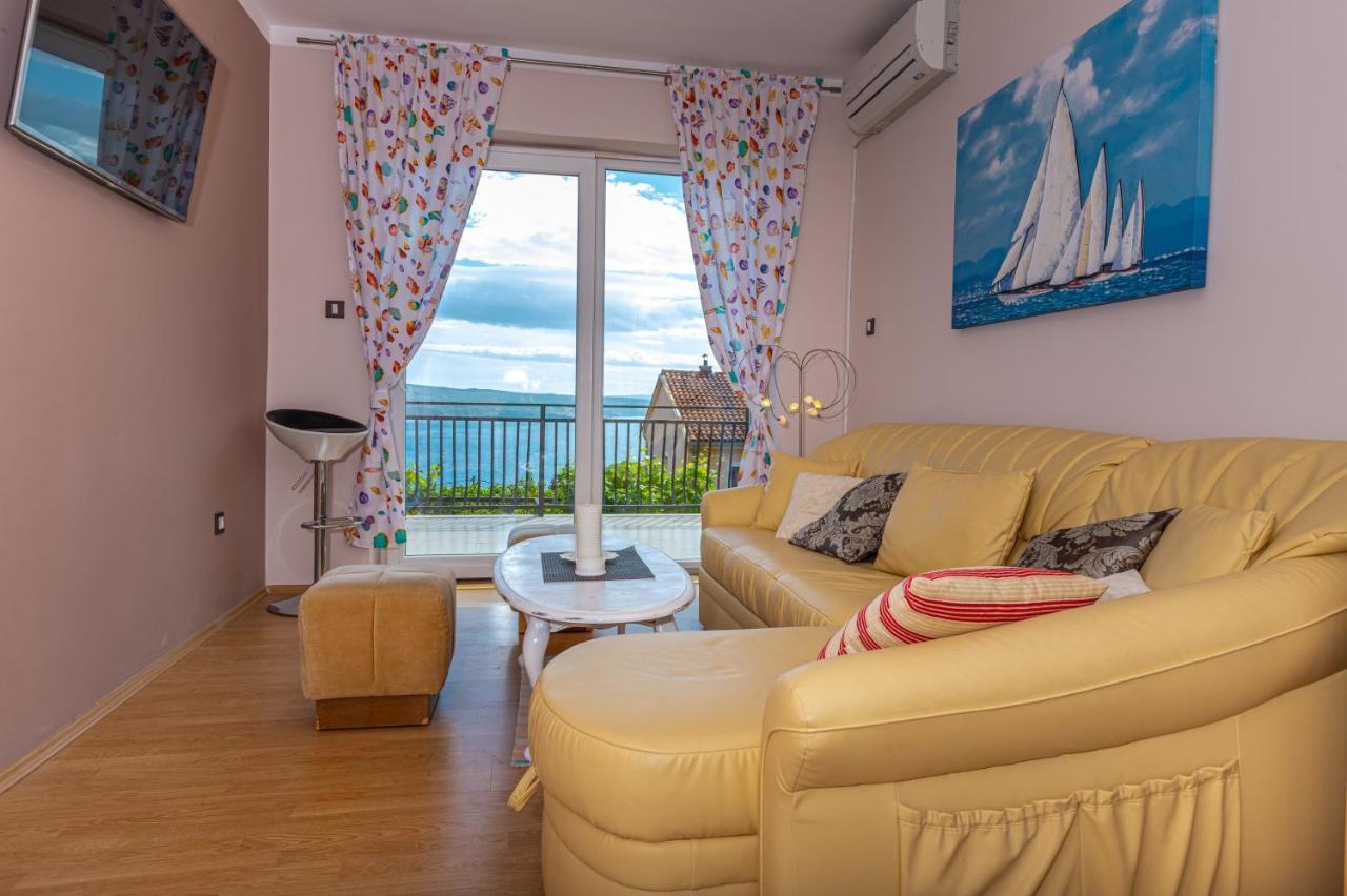 Apartmani Jasminka Dramalj Exterior foto