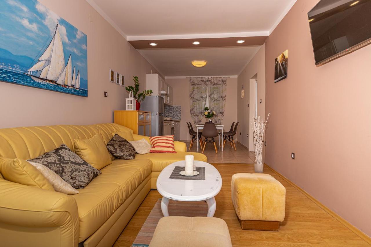 Apartmani Jasminka Dramalj Exterior foto