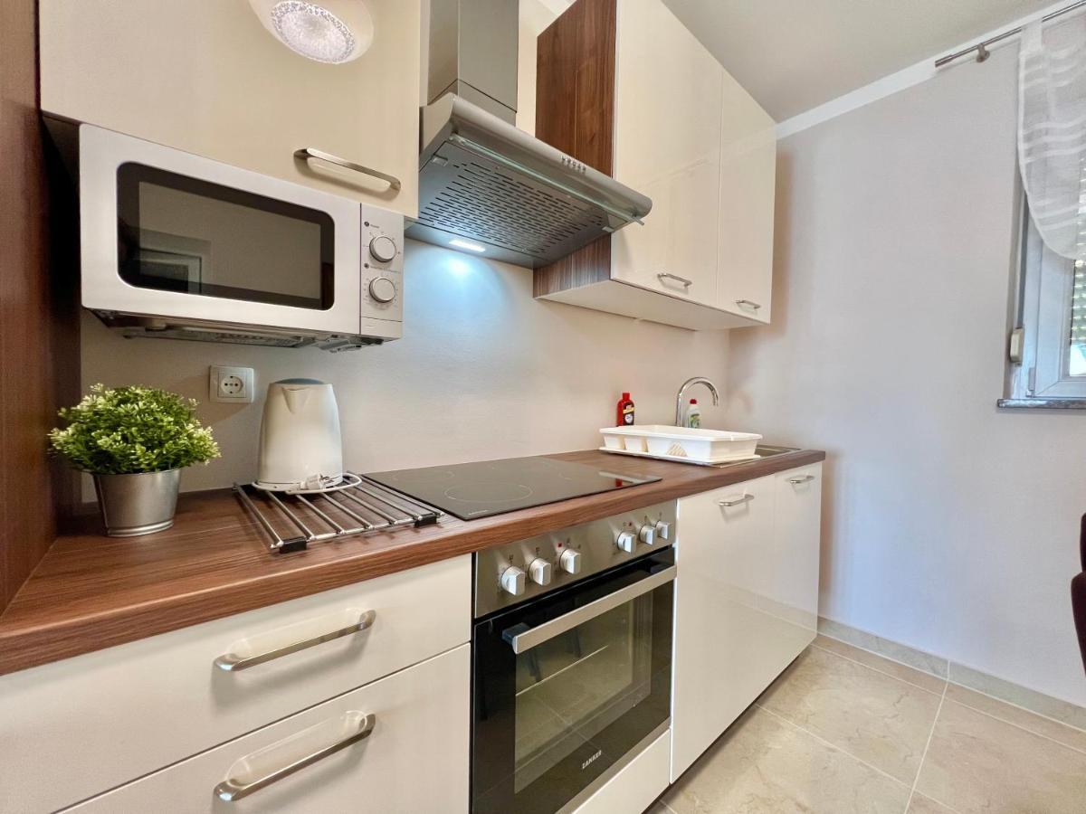 Apartmani Jasminka Dramalj Exterior foto