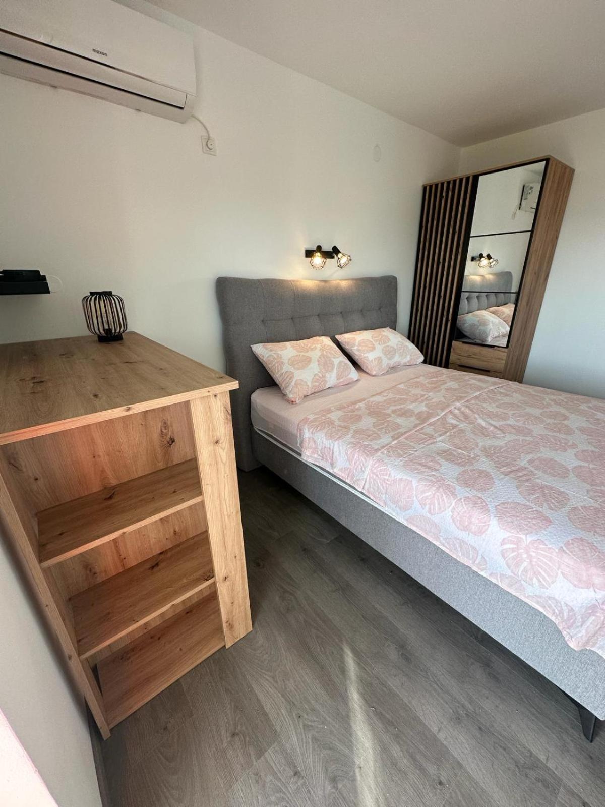 Apartmani Jasminka Dramalj Exterior foto